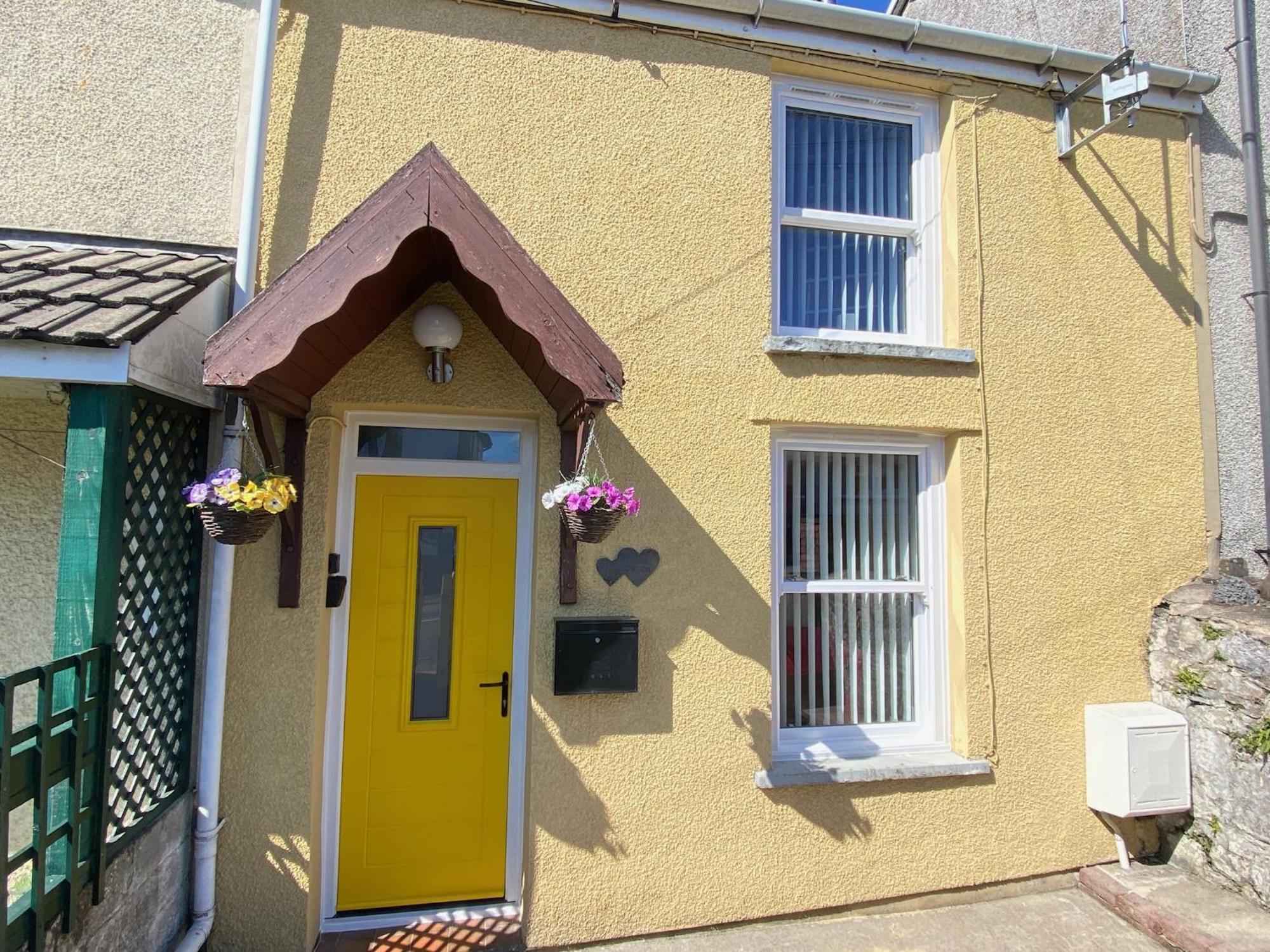 Vila The Cwtch, Log Fire, Sleeps 6, Nr Zip World, Brecon And Bike Park Wales Aberdare Exteriér fotografie